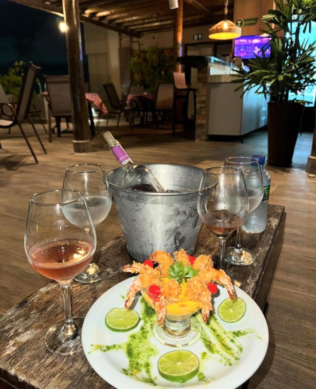Hotel Aracaju Suites Esterno foto